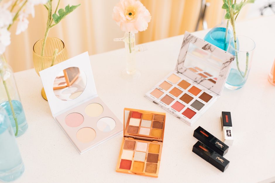 Spring Wardrobe Makeup That Travels Well