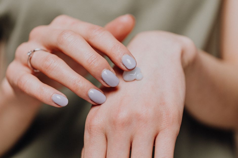Winter Nail Strength: Cuticle Oil and Gentle Filing